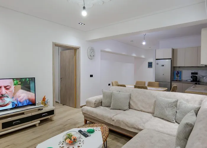 Ledjo Flats * Sarandë