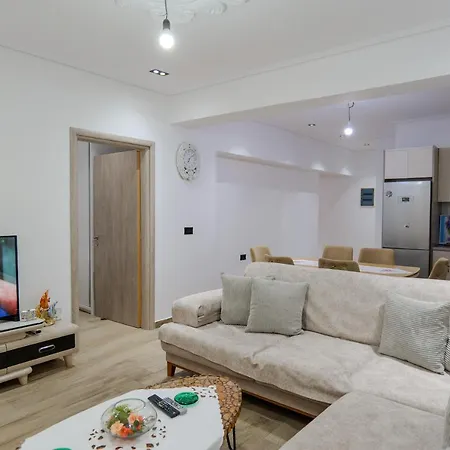 Ledjo Flats * Sarandë
