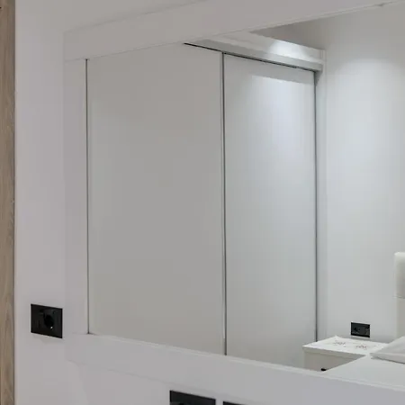 Ledjo Flats Apartment *