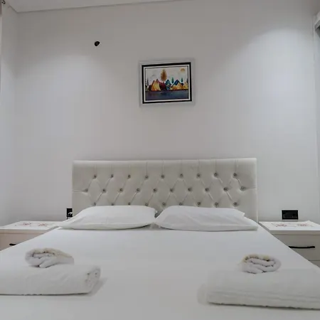 Ledjo Flats Apartment *